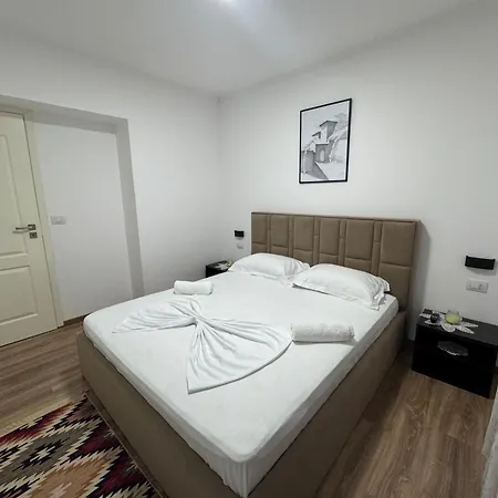 Double17 Apartaments Gjirokaster Exterior photo