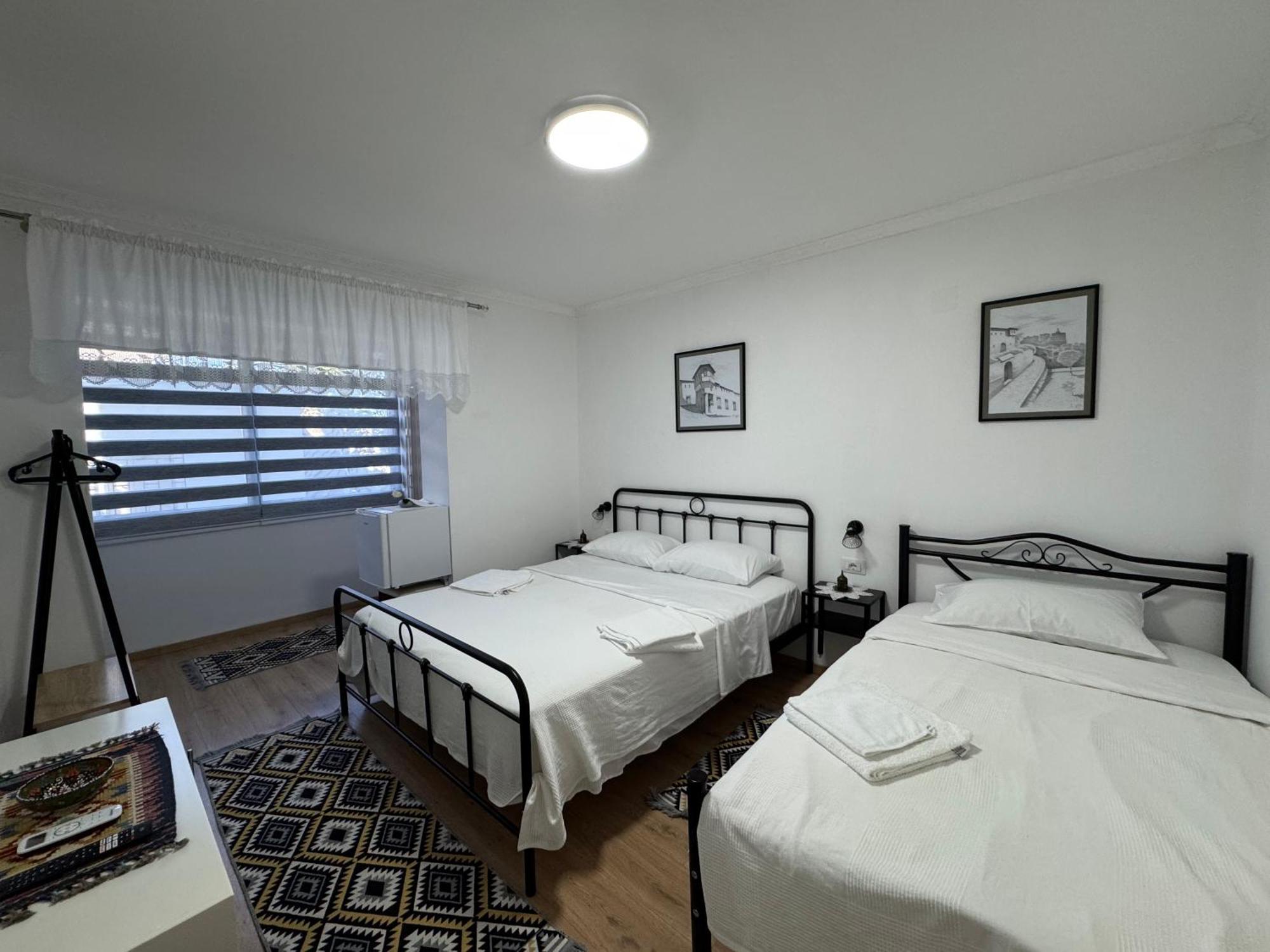 Double17 * Gjirokastër